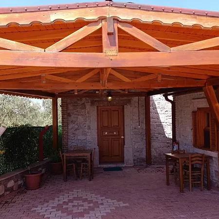 Yesil Inci בית אירוח Ayvalı